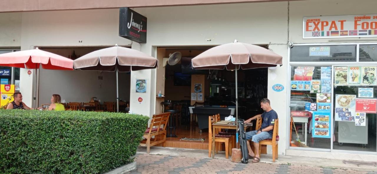 Live The Beachlife In Jomtien Beach Condo, Pattaya Exterior photo